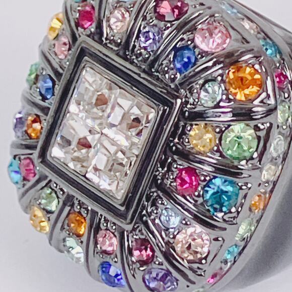 Y2K Princess Amanda Borghese Cocktail Ring Rainbow Rhinestones Gunmetal Size 7 - Picture 5 of 12